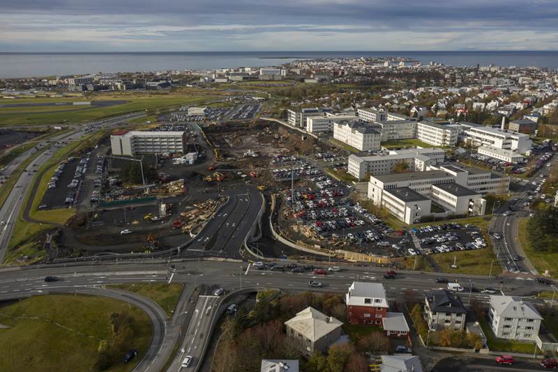 Umferðarhindrunum á Vatnsmýrarvegi á að ljúka 24. júlí