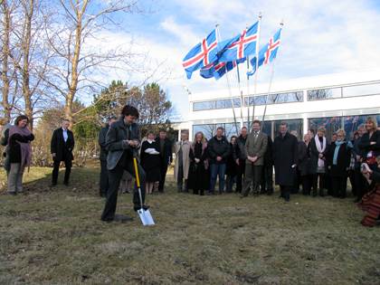 Framkvæmdir hafnar við stækkun BUGL