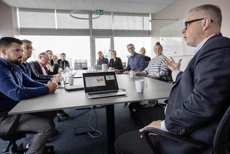 Hópur frá háskólasjúkrahúsi í Tékklandi kynnti sér hvernig Landspítali stendur að fjarheilbrigðisþjónustu